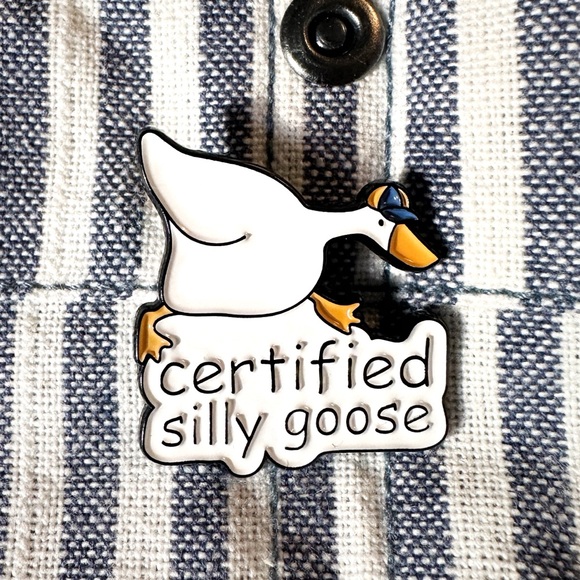 Silly Goose Enamel Pin - Picture 2 of 4